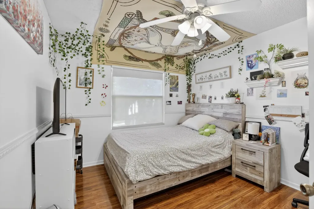 1287 NW 106th Terrace Plantation FL 33322