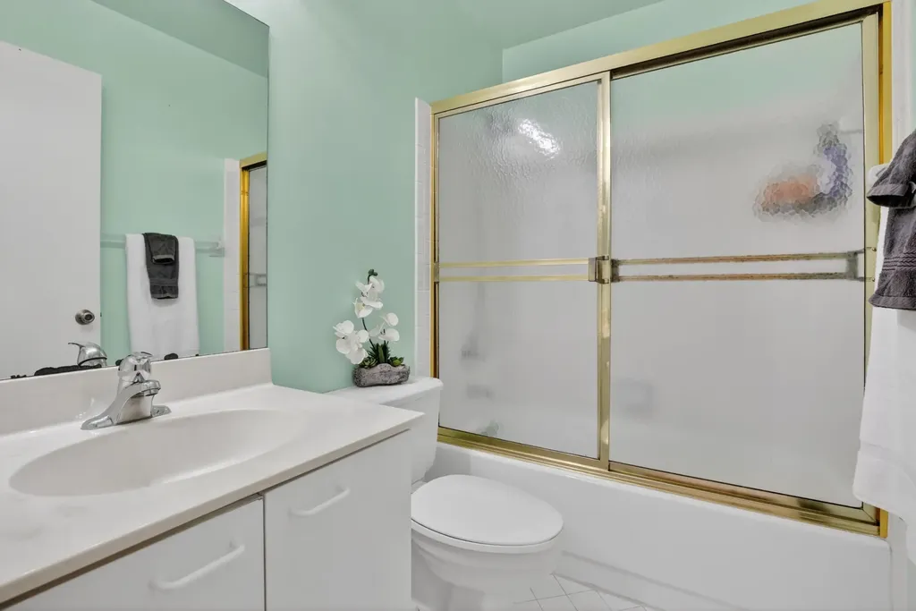 1287 NW 106th Terrace Plantation FL 33322