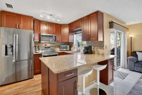 1287 NW 106th Terrace Plantation FL 33322