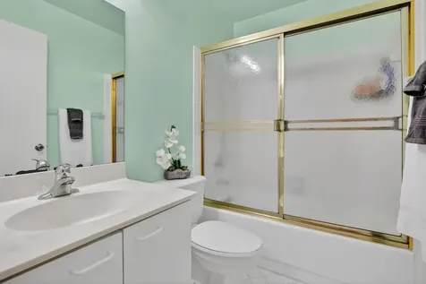 1287 NW 106th Terrace Plantation FL 33322