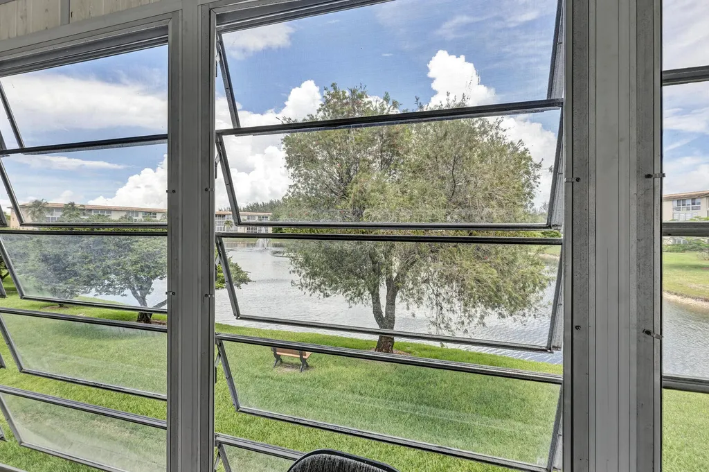 1902 Bermuda Circle Coconut Creek FL 33066