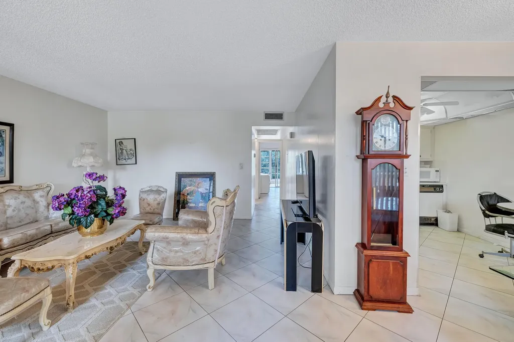 1902 Bermuda Circle Coconut Creek FL 33066