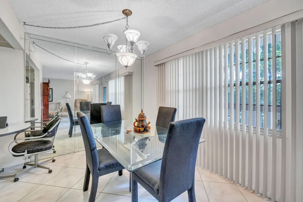 1902 Bermuda Circle Coconut Creek FL 33066