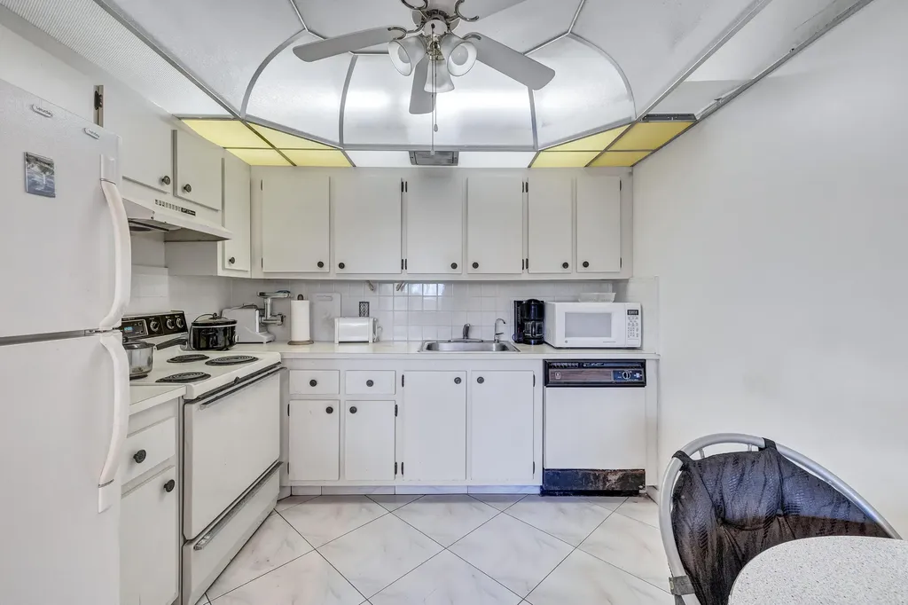 1902 Bermuda Circle Coconut Creek FL 33066