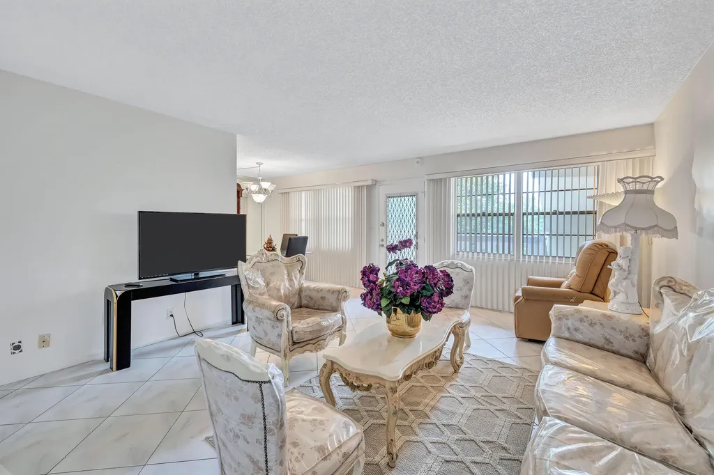 1902 Bermuda Circle Coconut Creek FL 33066
