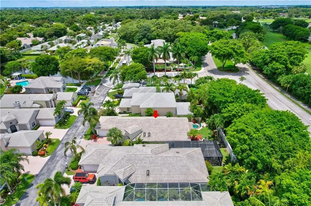 8171 Hampton Wood Drive Boca Raton FL 33433