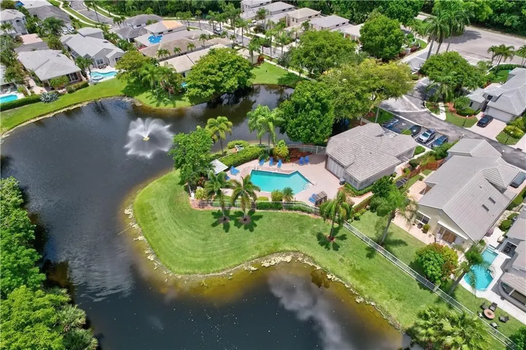 8171 Hampton Wood Drive Boca Raton FL 33433