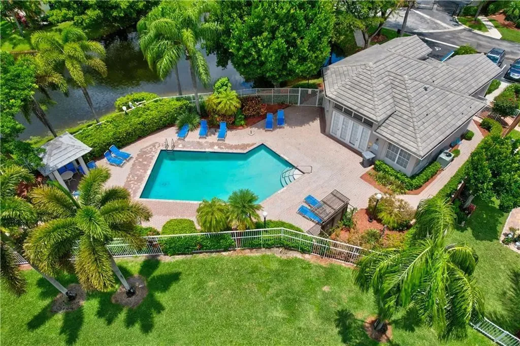 8171 Hampton Wood Drive Boca Raton FL 33433