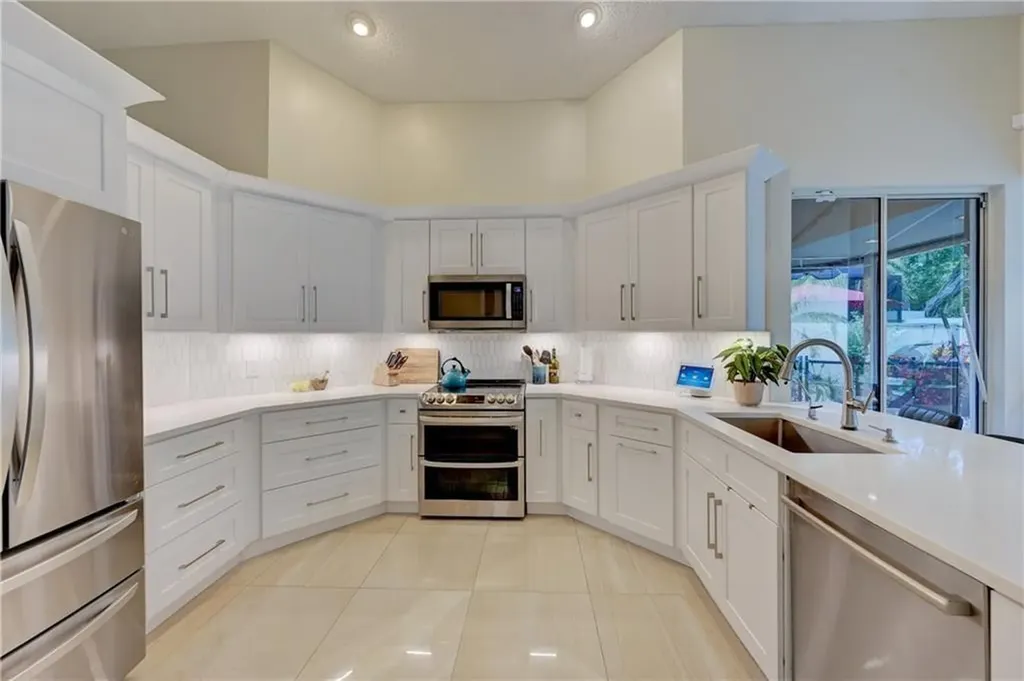 8171 Hampton Wood Drive Boca Raton FL 33433