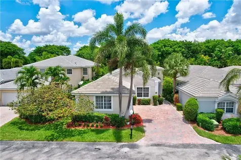 8171 Hampton Wood Drive Boca Raton FL 33433