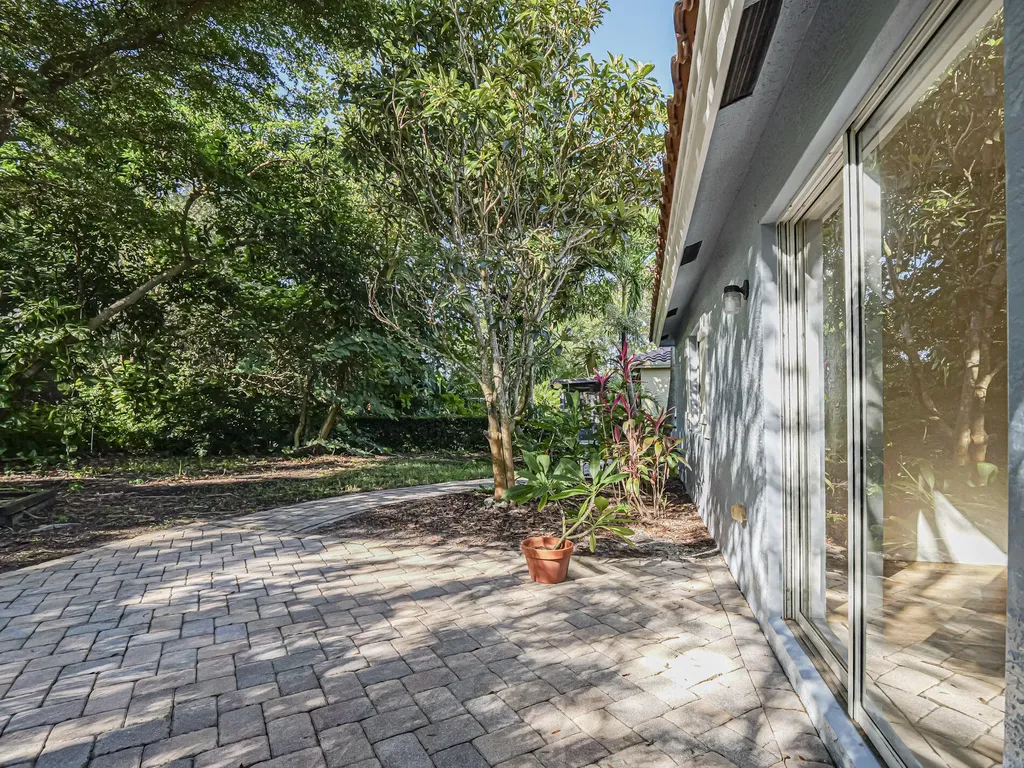 4625 55th Street Vero Beach FL 32967