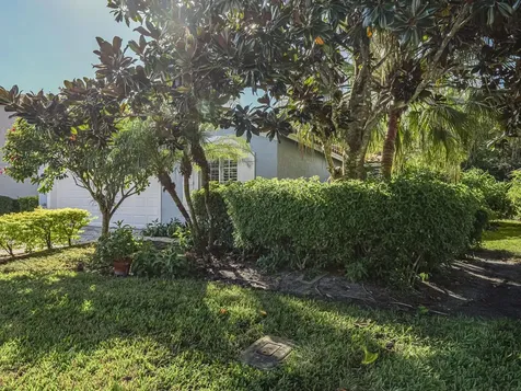 4625 55th Street Vero Beach FL 32967