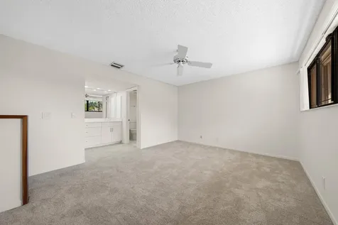 9415 Chelsea Drive N Plantation FL 33324