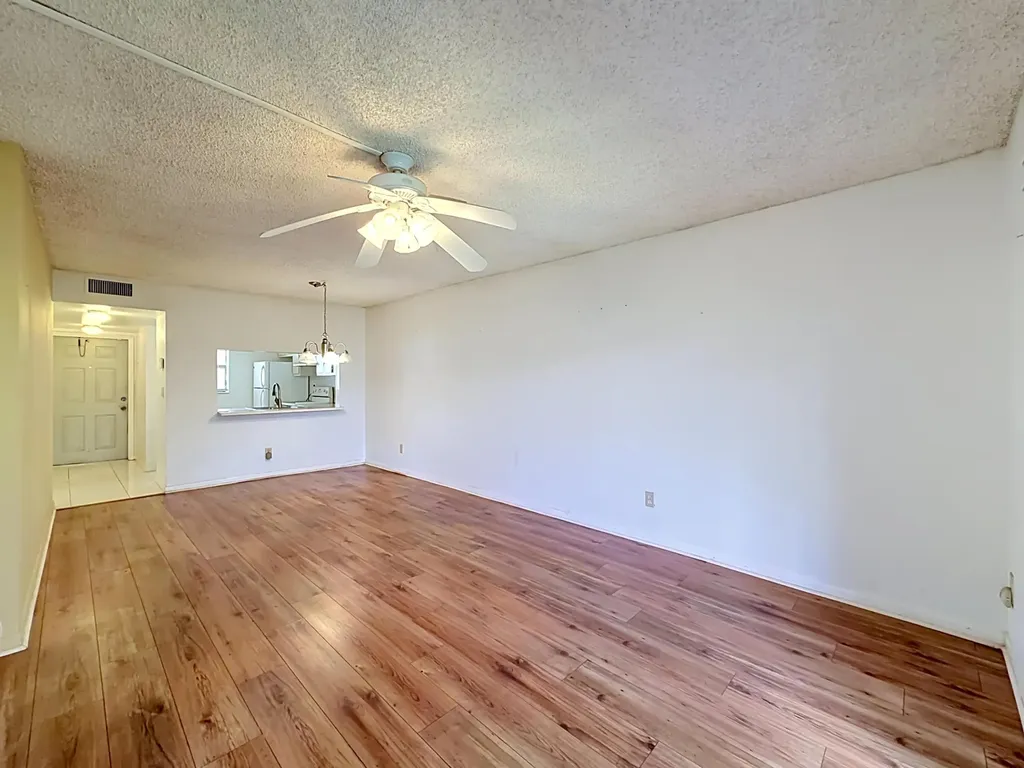 1065 NW 106th Terrace Pembroke Pines FL 33026