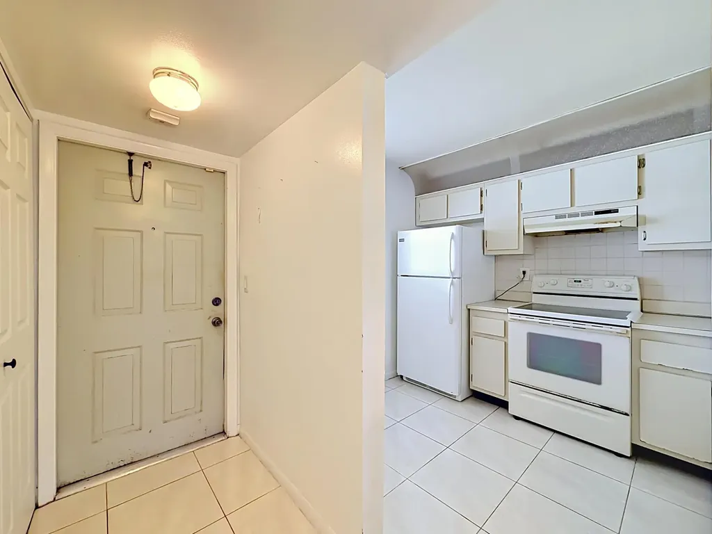 1065 NW 106th Terrace Pembroke Pines FL 33026