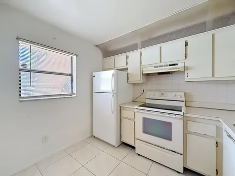 1065 NW 106th Terrace Pembroke Pines FL 33026