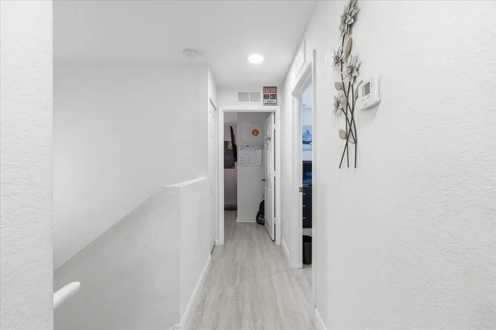 1340 SW 53rd Avenue North Lauderdale FL 33068