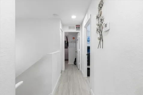 1340 SW 53rd Avenue North Lauderdale FL 33068