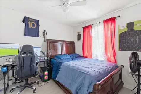 1340 SW 53rd Avenue North Lauderdale FL 33068