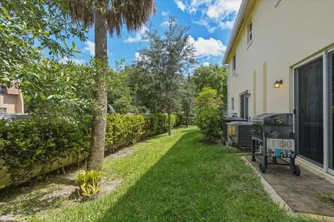 1340 SW 53rd Avenue North Lauderdale FL 33068