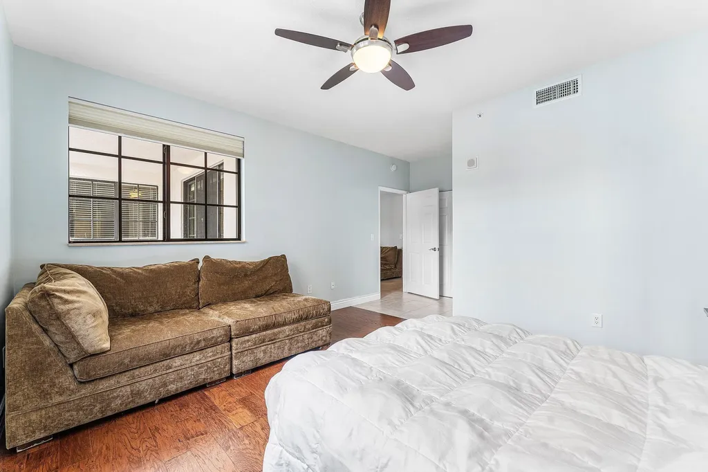 233 S Federal Highway Boca Raton FL 33432
