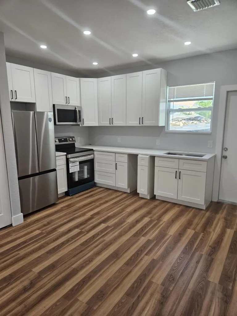 717 Selkirk Street West Palm Beach FL 33405