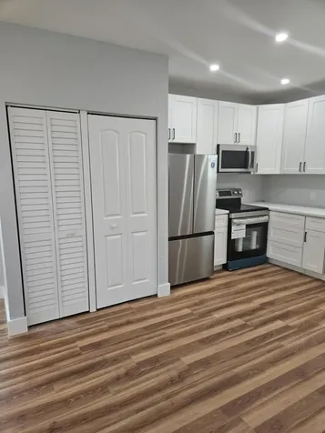 717 Selkirk Street West Palm Beach FL 33405
