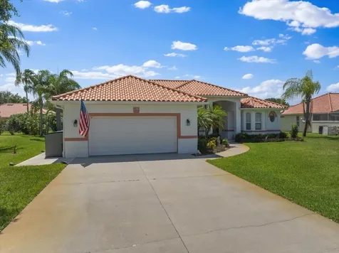 5828 Pine Ridge Circle Vero Beach FL 32967