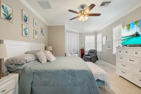 5828 Pine Ridge Circle Vero Beach FL 32967