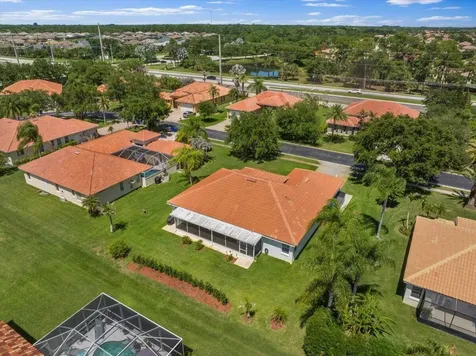 5828 Pine Ridge Circle Vero Beach FL 32967