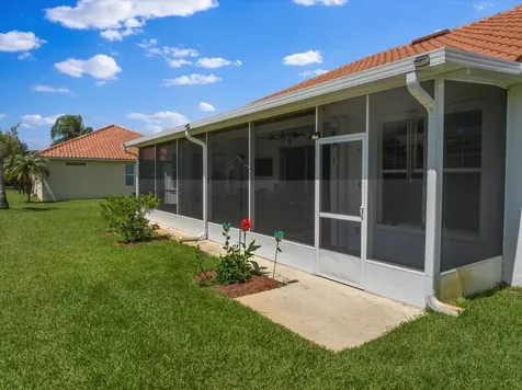 5828 Pine Ridge Circle Vero Beach FL 32967