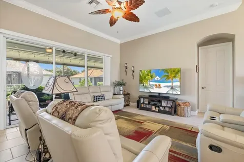 5828 Pine Ridge Circle Vero Beach FL 32967