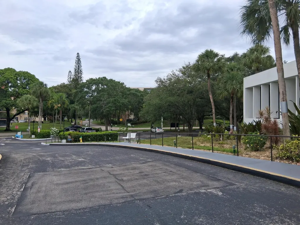 7001 Environ Boulevard Lauderhill FL 33319