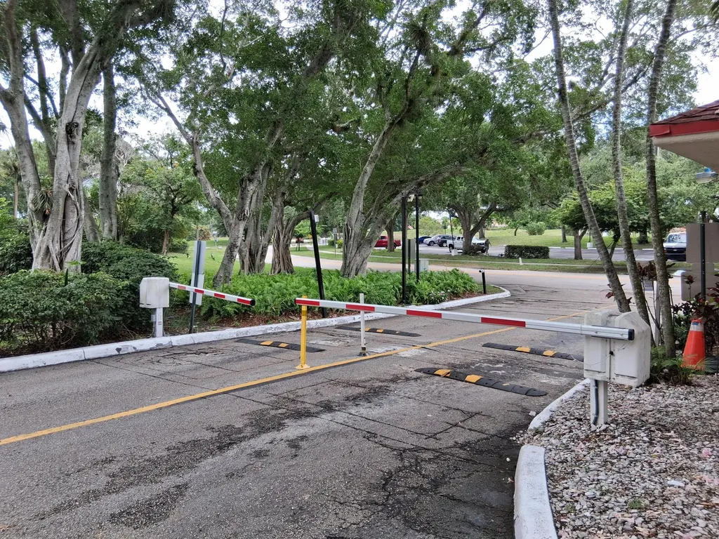 7001 Environ Boulevard Lauderhill FL 33319