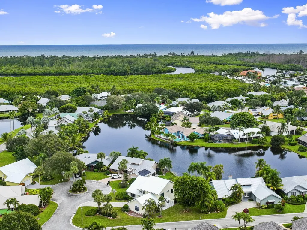 8964 SE Sunfish Place Hobe Sound FL 33455