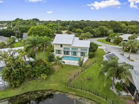 8964 SE Sunfish Place Hobe Sound FL 33455
