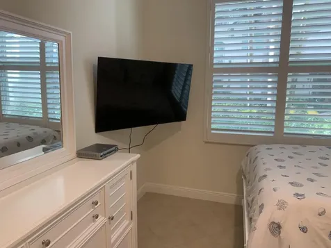 806 E Windward Way Lantana FL 33462