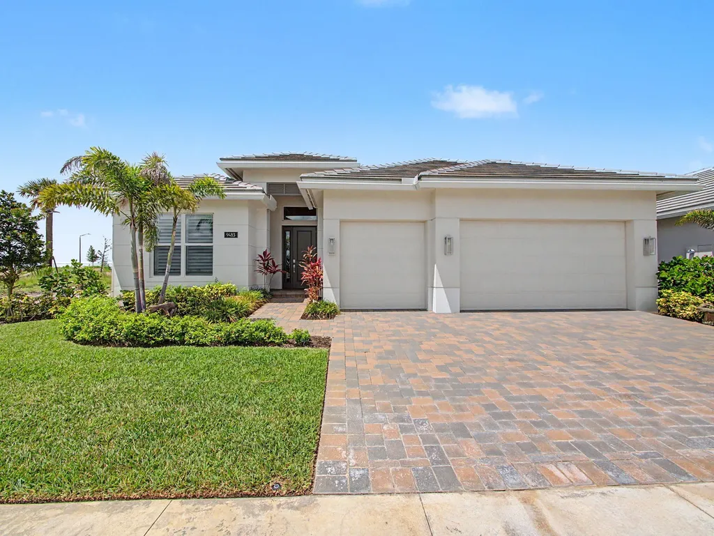 9483 SW Pinnacle Place N Port St Lucie FL 34987