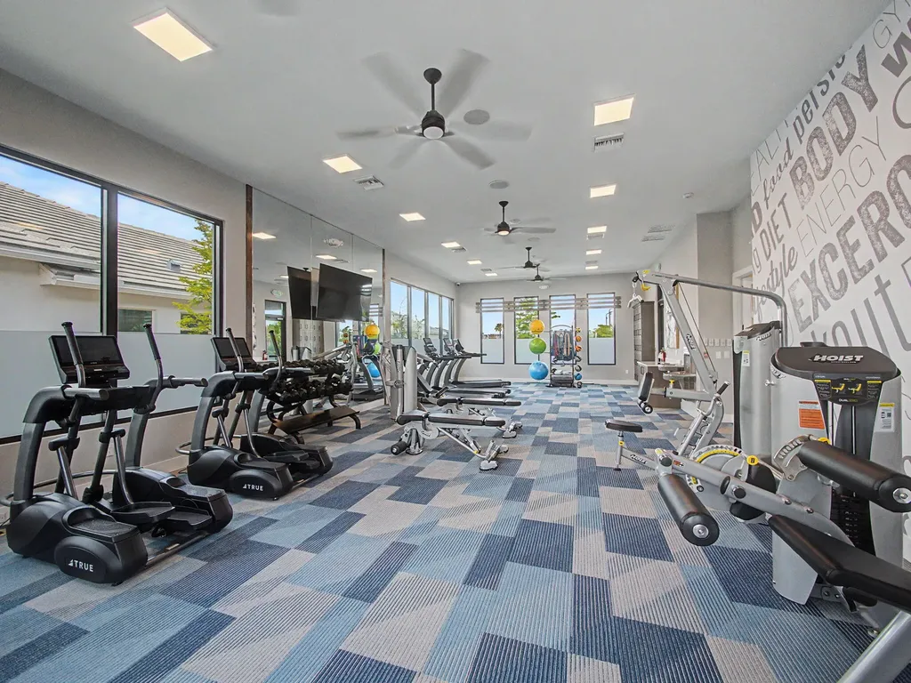 9483 SW Pinnacle Place N Port St Lucie FL 34987