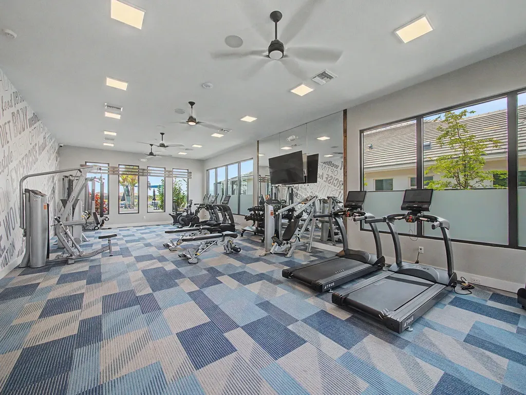 9483 SW Pinnacle Place N Port St Lucie FL 34987
