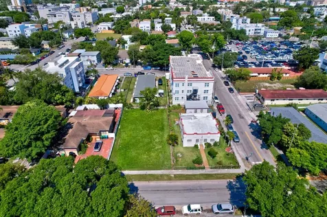 512 SW 6th Avenue Miami FL 33130