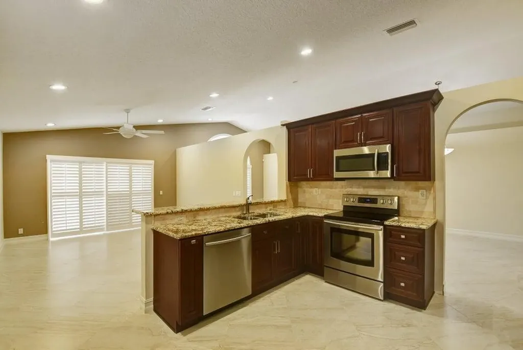 18967 Treble Lane Boca Raton FL 33498