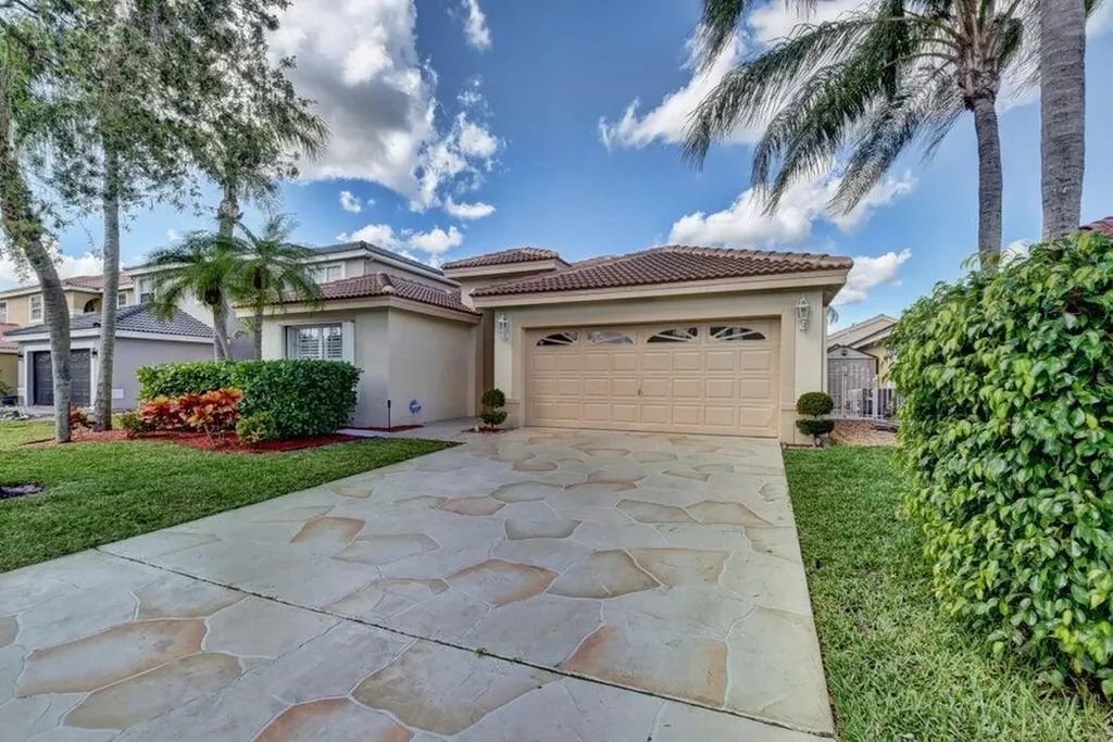 18967 Treble Lane Boca Raton FL 33498