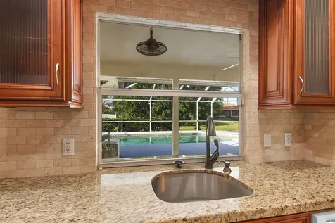 3087 SE Galt Circle Port St Lucie FL 34984