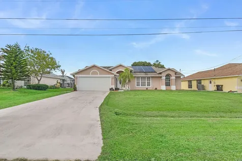 3087 SE Galt Circle Port St Lucie FL 34984