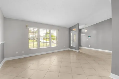 3087 SE Galt Circle Port St Lucie FL 34984