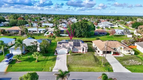 3087 SE Galt Circle Port St Lucie FL 34984