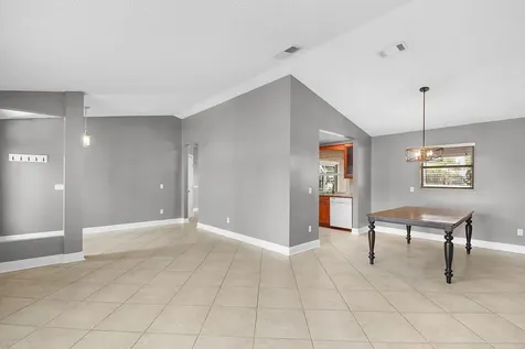 3087 SE Galt Circle Port St Lucie FL 34984