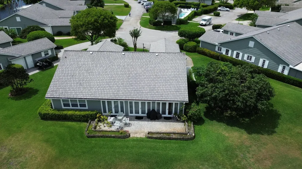 11 Holly Drive Boynton Beach FL 33436