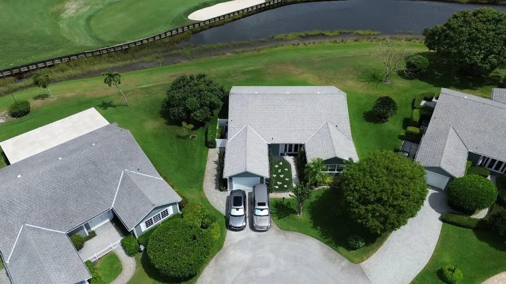 11 Holly Drive Boynton Beach FL 33436